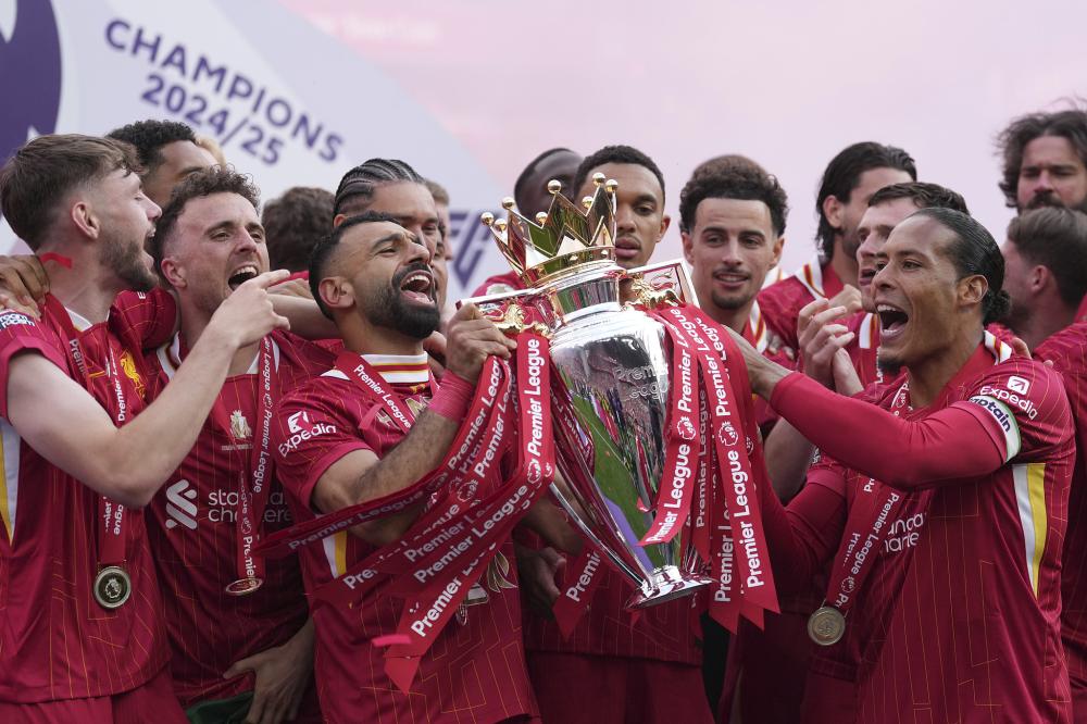 路易斯-迪亚斯导致阿什拉夫受伤，摩洛哥记者：你是个罪犯